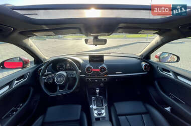 Хэтчбек Audi A3 2016 в 