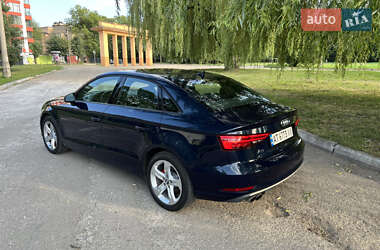 Седан Audi A3 2017 в 