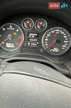 Хэтчбек Audi A3 2011 в 