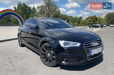 Седан Audi A3 2015 в 