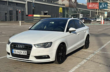 Седан Audi A3 2015 в Киеве