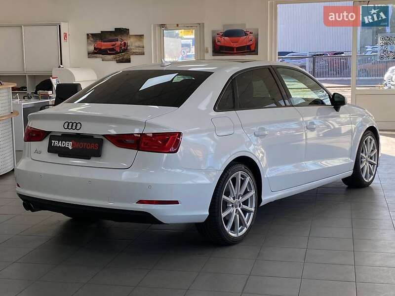 Седан Audi A3 2015 в Києві