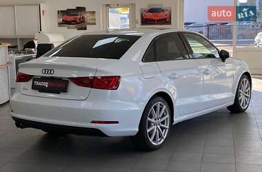Седан Audi A3 2015 в 