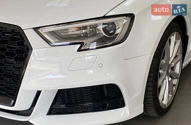 Седан Audi A3 2015 в 
