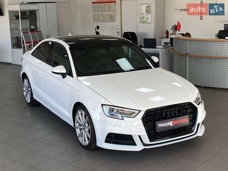 Седан Audi A3 2015 в Києві