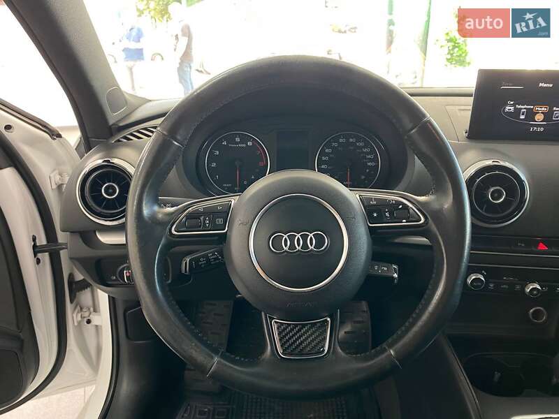 Седан Audi A3 2015 в Києві
