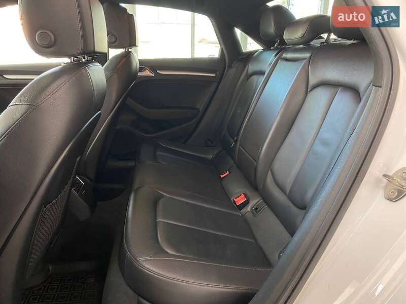 Седан Audi A3 2015 в Києві