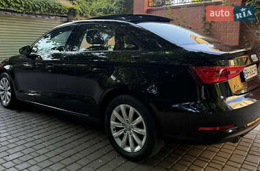 Седан Audi A3 2015 в 