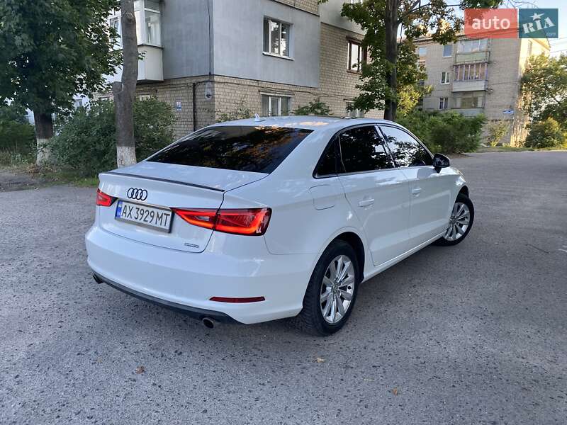 Седан Audi A3 2015 в Балаклее