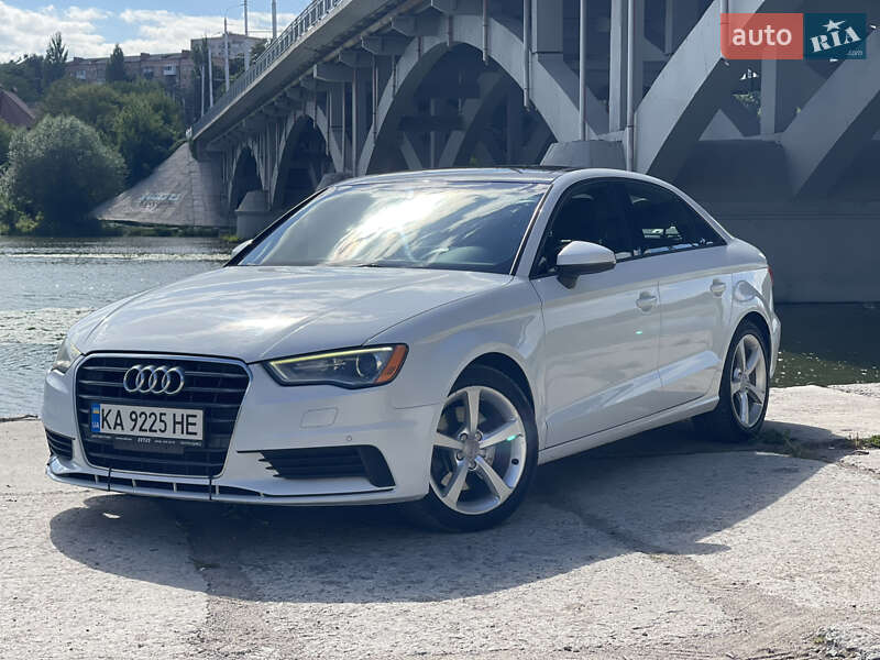 Седан Audi A3 2015 в Вінниці