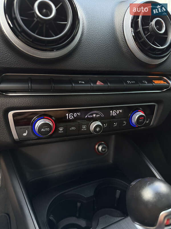 Седан Audi A3 2015 в Харькове