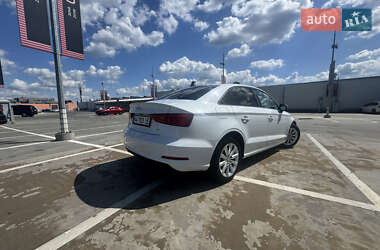Седан Audi A3 2015 в 