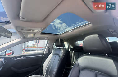 Седан Audi A3 2015 в 