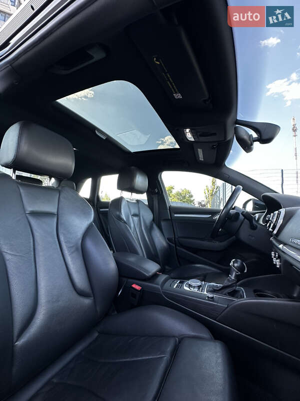 Хетчбек Audi A3 2015 в Кропивницькому