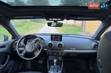 Хэтчбек Audi A3 2016 в 