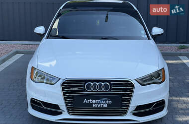 Хэтчбек Audi A3 2016 в Ровно