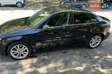 Седан Audi A3 2016 в 
