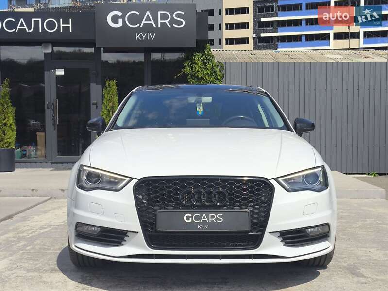 Седан Audi A3 2016 в Киеве