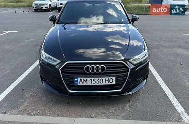 Хэтчбек Audi A3 2018 в 