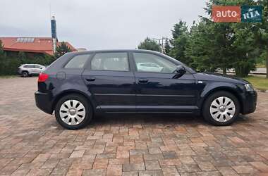 Хэтчбек Audi A3 2005 в 
