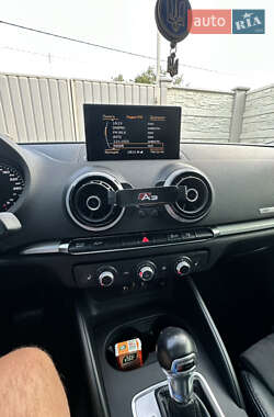 Хэтчбек Audi A3 2016 в Днепре