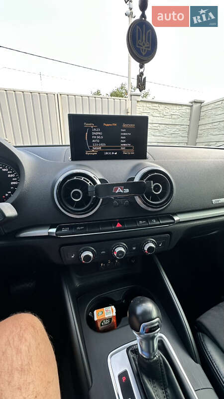 Хэтчбек Audi A3 2016 в Днепре