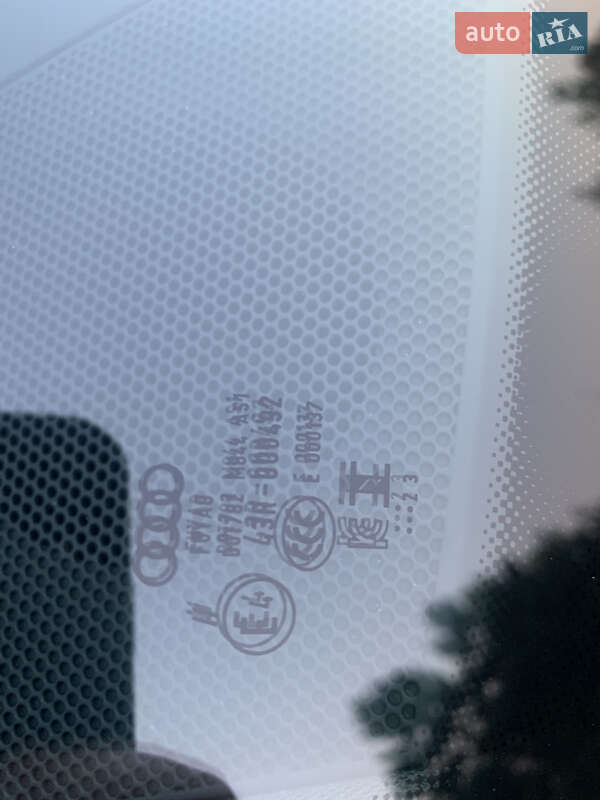 Седан Audi A3 2023 в Ровно