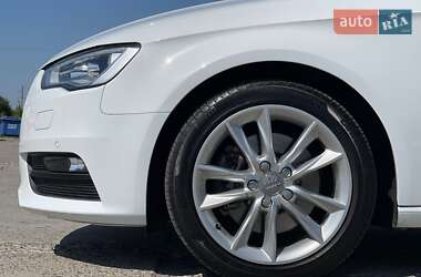 Хэтчбек Audi A3 2015 в 