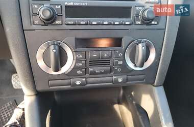 Хэтчбек Audi A3 2005 в 