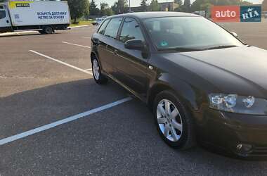 Хэтчбек Audi A3 2005 в 