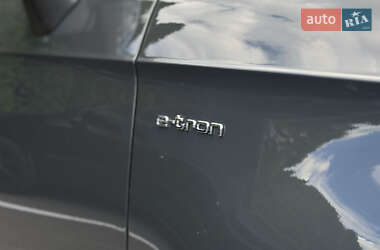 Хэтчбек Audi A3 2016 в 