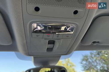 Хетчбек Audi A3 2015 в 