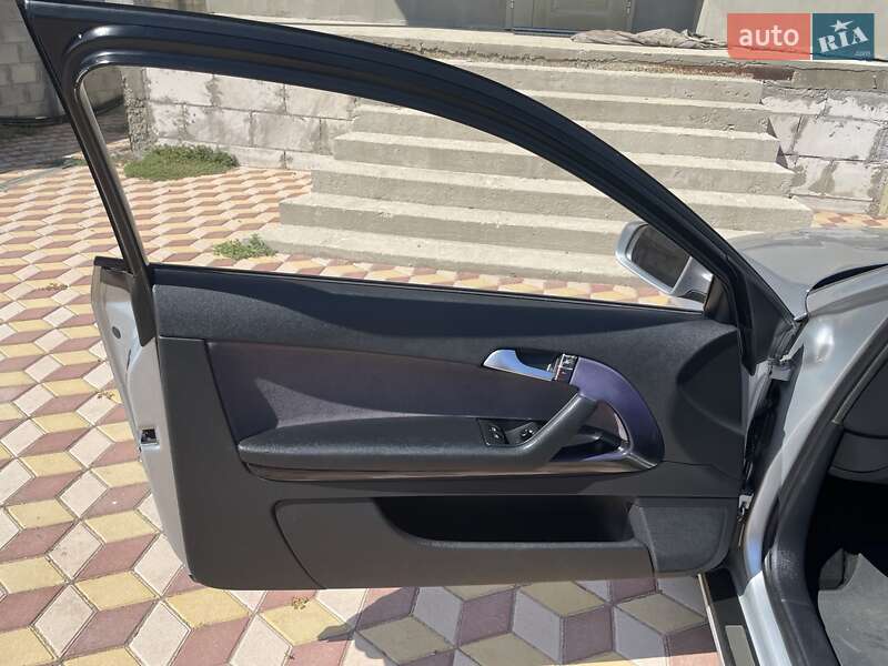 Хэтчбек Audi A3 2004 в Черноморске