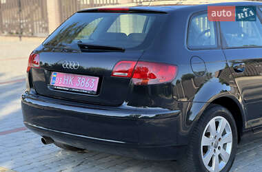 Хэтчбек Audi A3 2005 в 