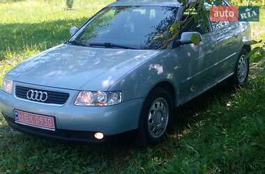 Хэтчбек Audi A3 2000 в 