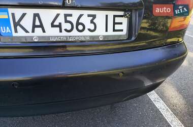 Хэтчбек Audi A3 1999 в 