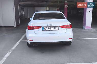 Седан Audi A3 2016 в 
