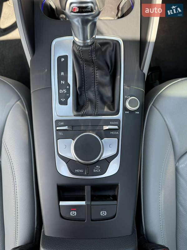 Седан Audi A3 2017 в Львові