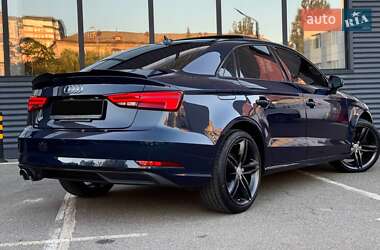 Седан Audi A3 2016 в 