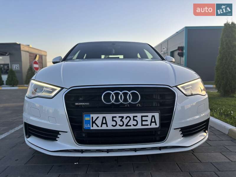 Седан Audi A3 2015 в 