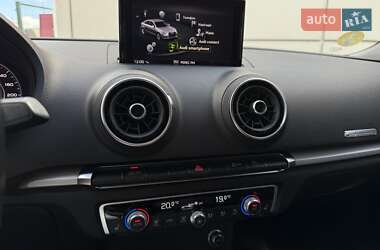 Седан Audi A3 2019 в 
