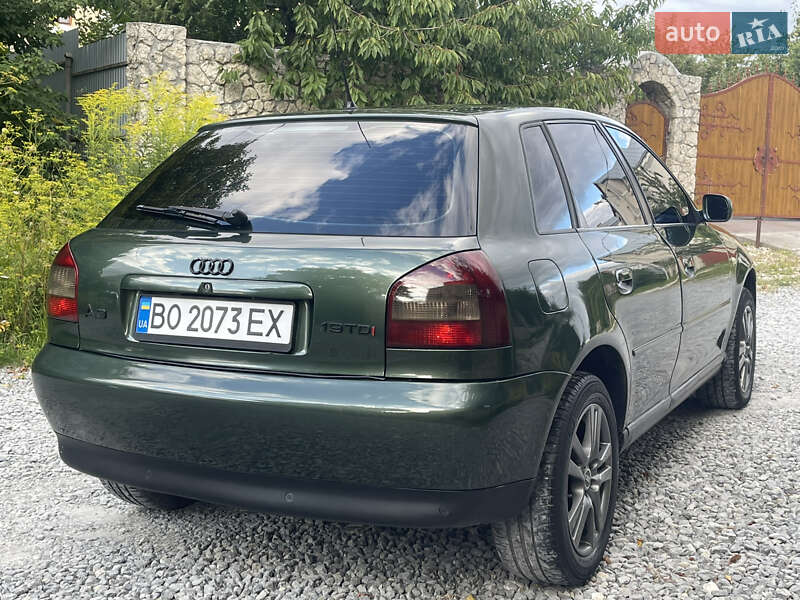 Хетчбек Audi A3 2000 в Тернополі