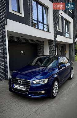 Седан Audi A3 2015 в 
