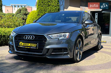 Седан Audi A3 2017 в 