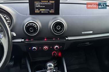 Хэтчбек Audi A3 2016 в 