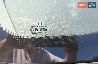 Хэтчбек Audi A3 2015 в 