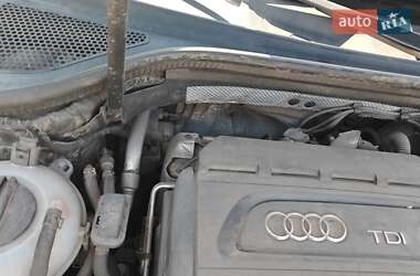 Хэтчбек Audi A3 2015 в 