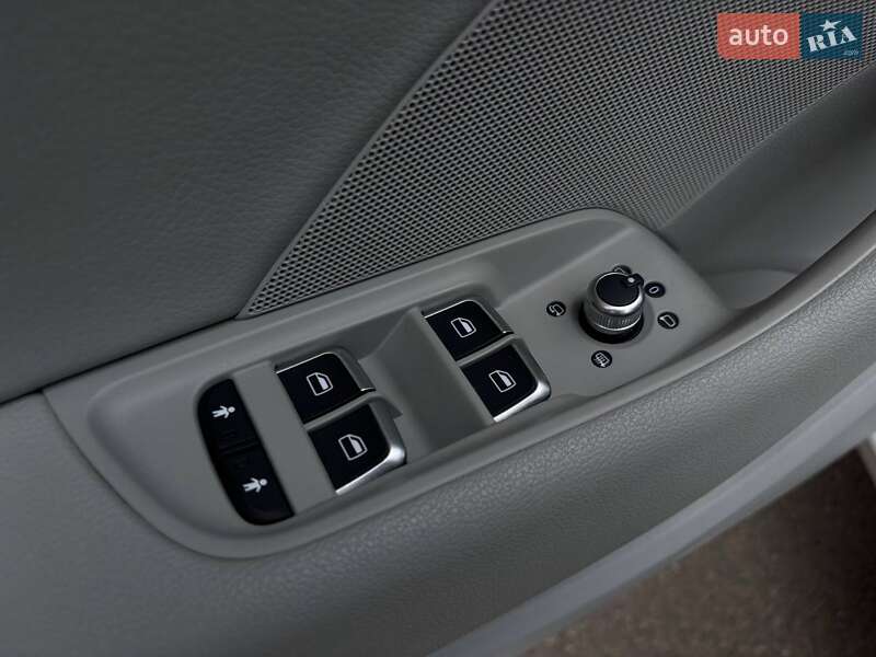 Седан Audi A3 2015 в Киеве