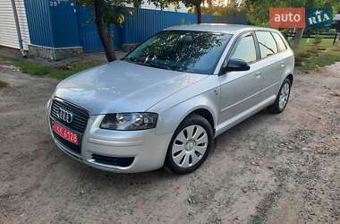 Хэтчбек Audi A3 2006 в 
