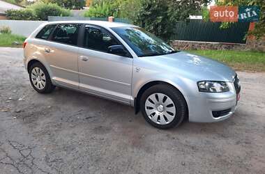 Хэтчбек Audi A3 2006 в 